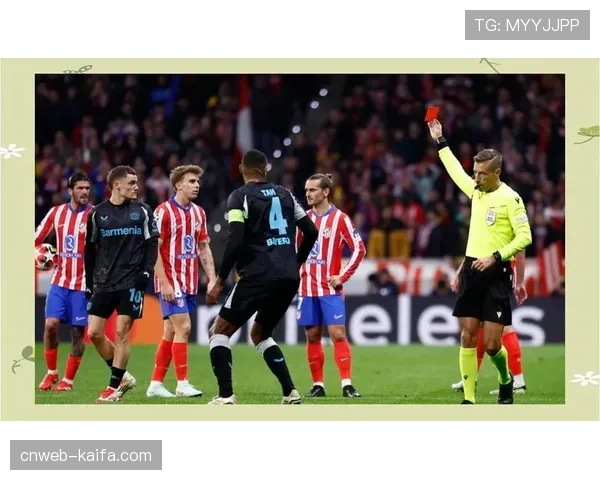 战术深度：复盘勒沃库森的胜利，解读弗林蓬与格里马尔多“双翼卫”的现代角色